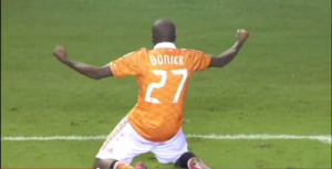 Boniek z Hondurasu