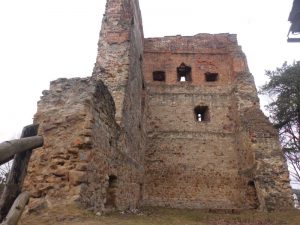 Czy ruiny zamku w Melsztynie w gminie Zakliczyn niedługo będą oblegane przez turystów z różnych zakątków kraju?