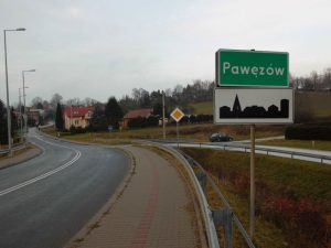Pawęzów: Wieś wodą płynąca