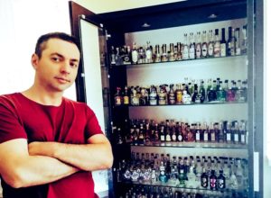 Dariusz Chwistek – Kolekcjoner „małpek”