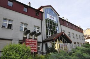 Gminy o liczbie chorych na koronawirusa dowiadują się z… mediów