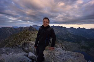 Ksiądz Marcin i podniebna fotografia