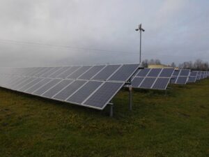 Słoneczna energia mniej opłacalna?