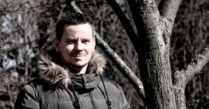 Czy powinniśmy brać sobie do serca uwagi innych i przejmować się opiniami na swój temat?