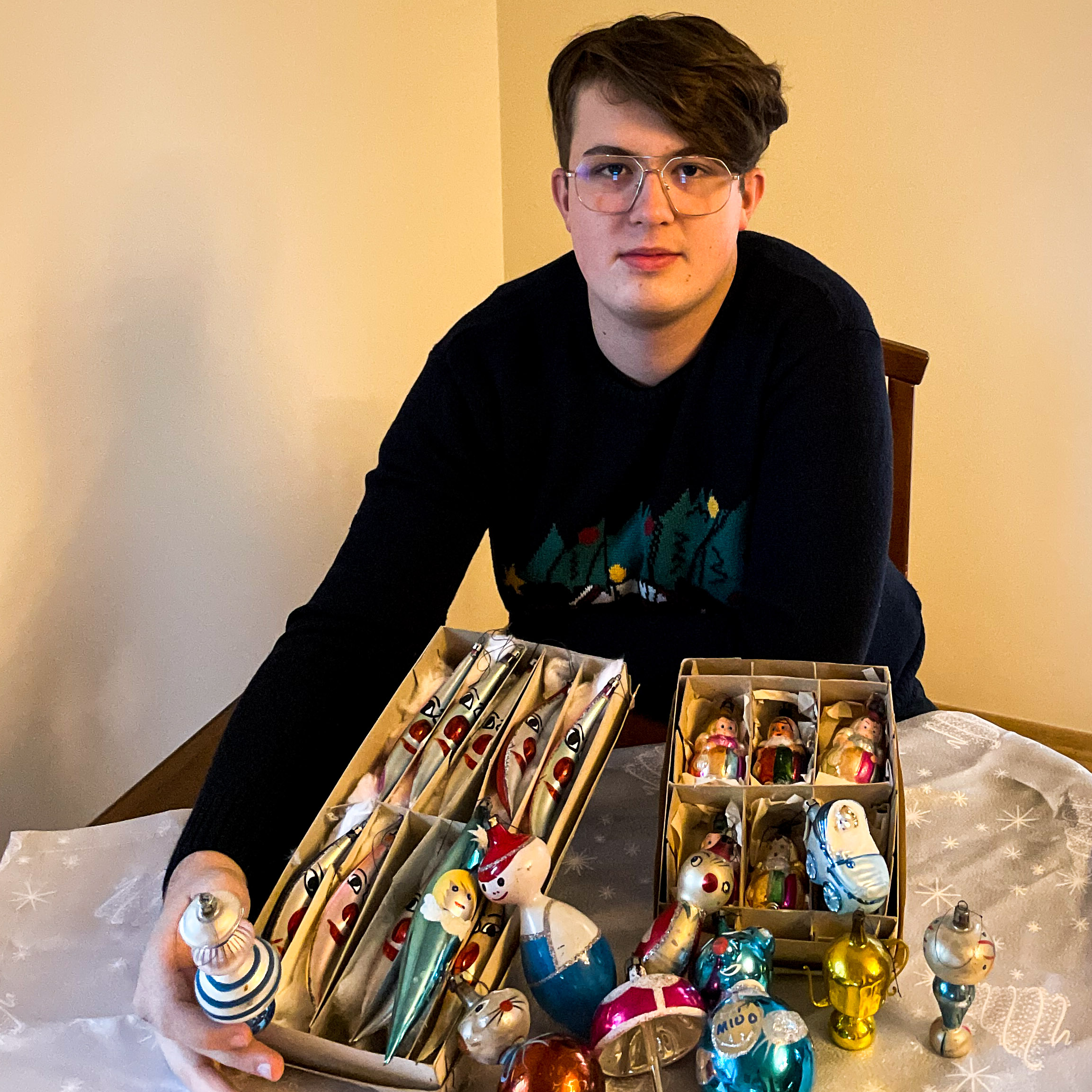 Dominik Święs i jego bombki