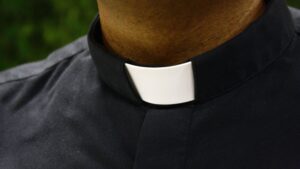 Nie wymagajmy wszystkiego od księży, skoro sami niewiele robimy