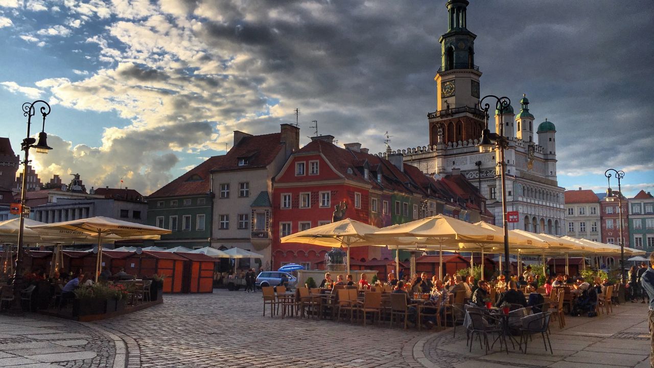 Czy Polskę da się połączyć, fot. Canva