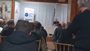 GDZIE JESTEŚ MŁODY CZŁOWIEKU, KIEDY POLSKA CIĘ POTRZEBUJE