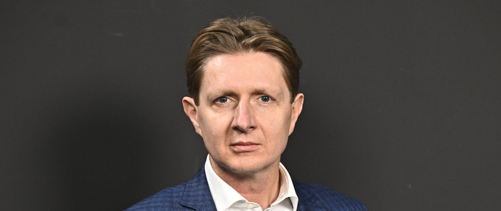 Dr Artur Bartoszewicz