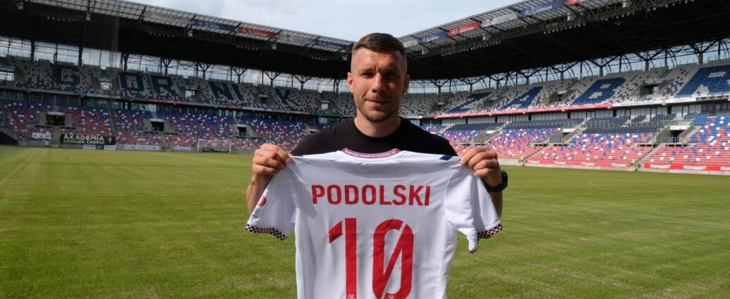 Przełomowe okienko transferowe w polskiej Ekstraklasie? Lukas Podolski