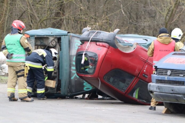 Cwiczenia sluzb ratowniczych w Rzepienniku Marciszewskim 14 Cwiczenia sluzb ratowniczych w Rzepienniku Marciszewskim 14