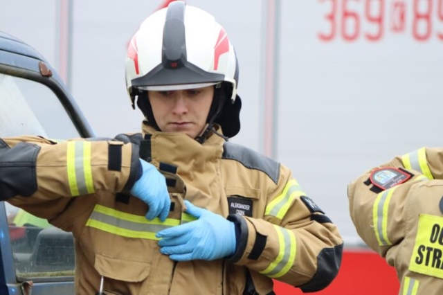 Cwiczenia sluzb ratowniczych w Rzepienniku Marciszewskim 31 Cwiczenia sluzb ratowniczych w Rzepienniku Marciszewskim 31