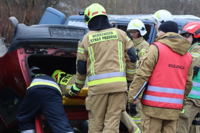 Cwiczenia sluzb ratowniczych w Rzepienniku Marciszewskim 35 Cwiczenia sluzb ratowniczych w Rzepienniku Marciszewskim 35