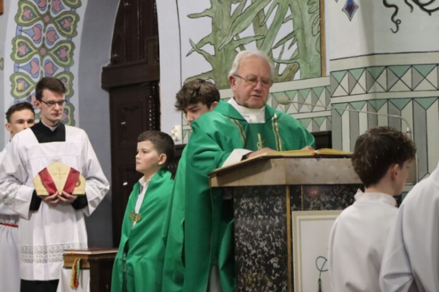 Wizytacja biskupa Leszka Leszkiewicza w parafii Rzepiennik Biskupi 2 27