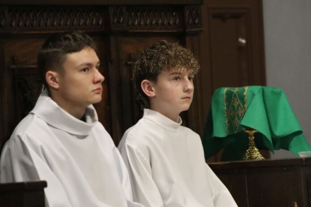 Wizytacja biskupa Leszka Leszkiewicza w parafii Rzepiennik Biskupi 2 63