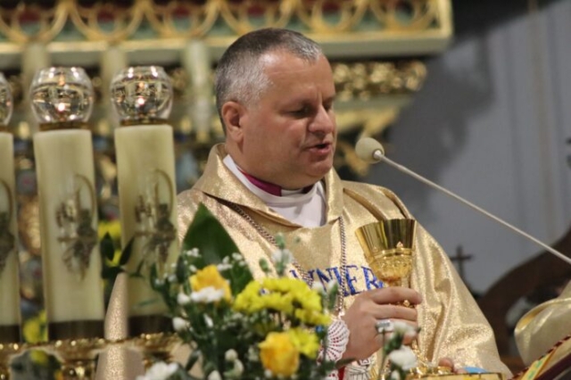 Wizytacja biskupa Leszka Leszkiewicza w parafii w Rzepienniku Biskupim 104