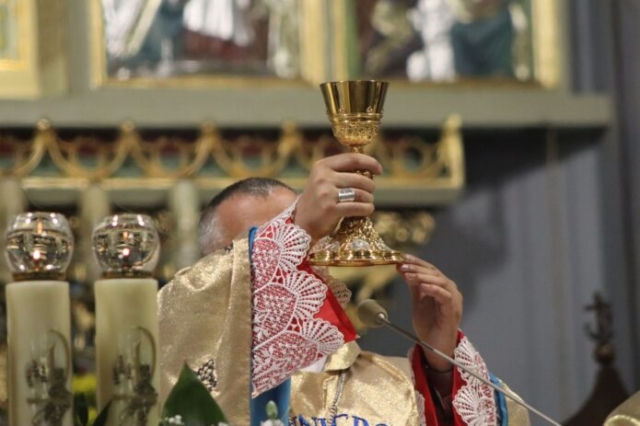 Wizytacja biskupa Leszka Leszkiewicza w parafii w Rzepienniku Biskupim 105