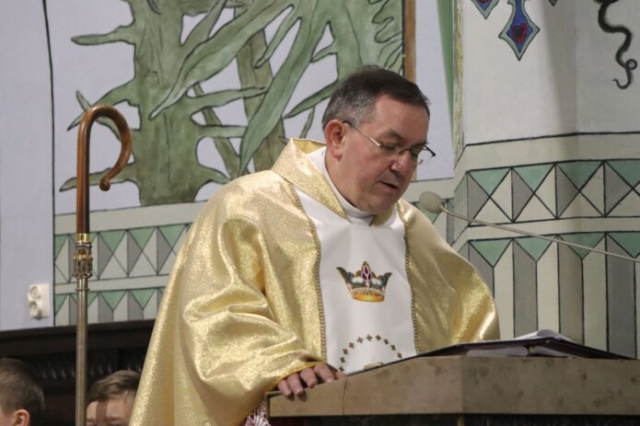 Wizytacja biskupa Leszka Leszkiewicza w parafii w Rzepienniku Biskupim 116