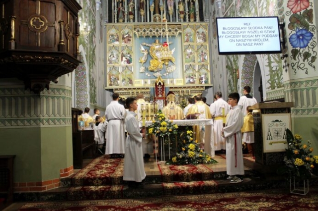 Wizytacja biskupa Leszka Leszkiewicza w parafii w Rzepienniku Biskupim 123