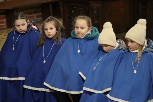 Wizytacja biskupa Leszka Leszkiewicza w parafii w Rzepienniku Biskupim 21