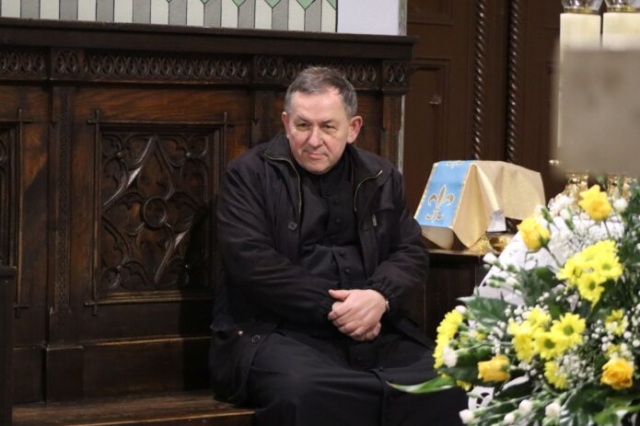 Wizytacja biskupa Leszka Leszkiewicza w parafii w Rzepienniku Biskupim 25