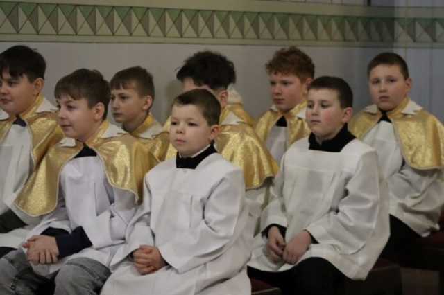 Wizytacja biskupa Leszka Leszkiewicza w parafii w Rzepienniku Biskupim 38