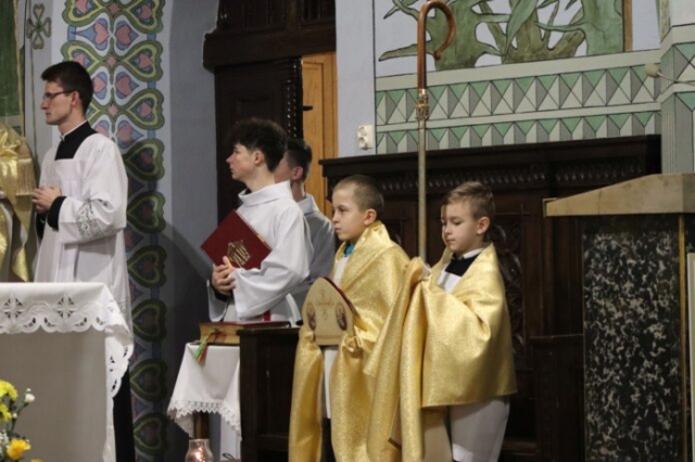 Wizytacja biskupa Leszka Leszkiewicza w parafii w Rzepienniku Biskupim 65