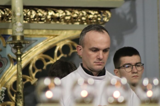 Wizytacja biskupa Leszka Leszkiewicza w parafii w Rzepienniku Biskupim 77