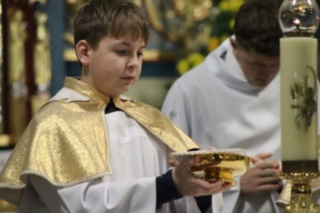 Wizytacja biskupa Leszka Leszkiewicza w parafii w Rzepienniku Biskupim 89